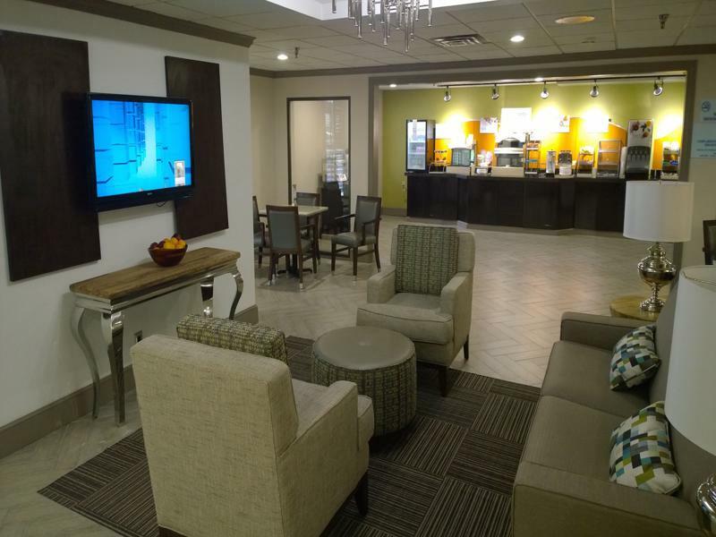 Holiday Inn Express & Suites Fayetteville University Of Arkansas Area By Ihg Esterno foto